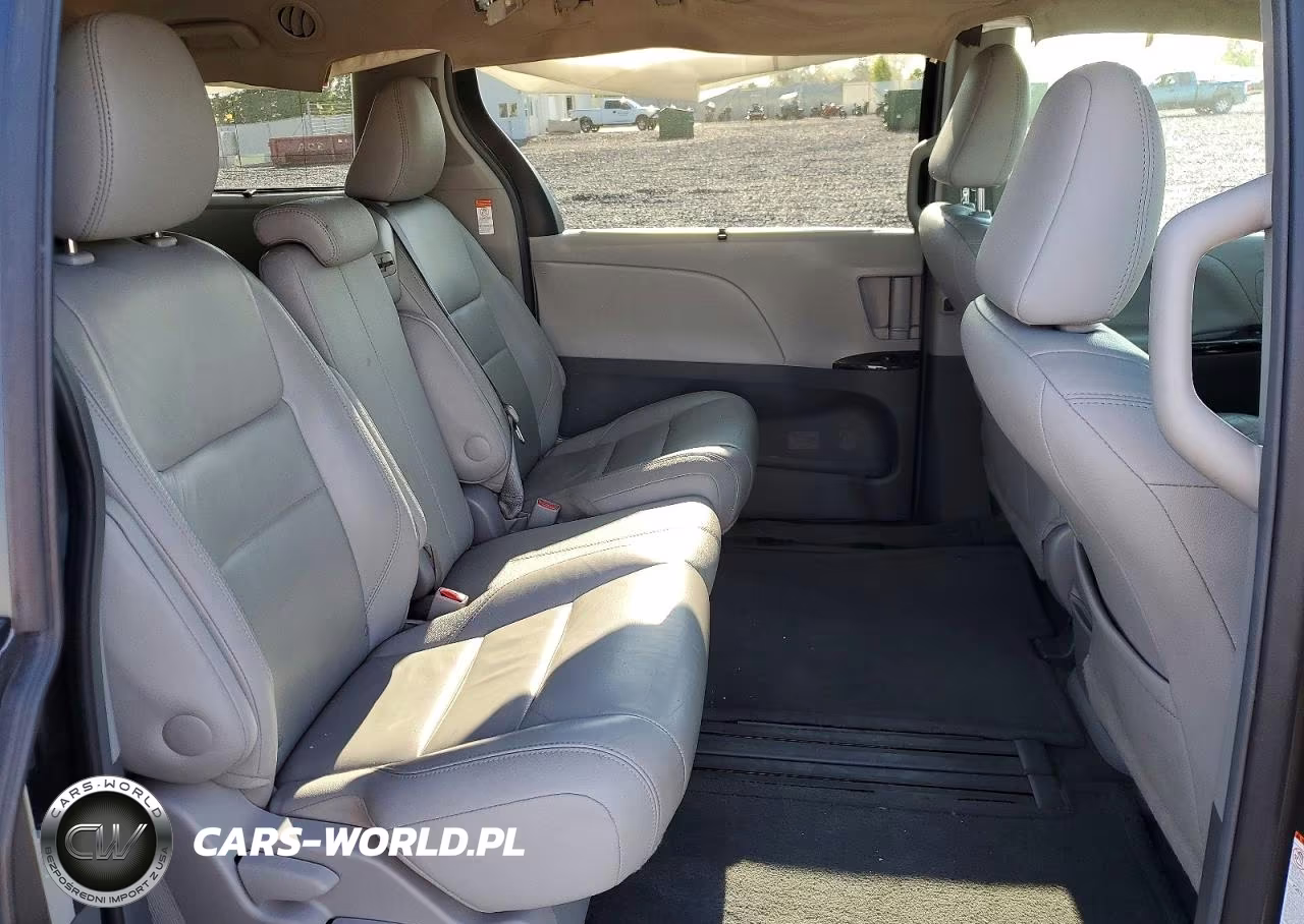 2015 Toyota Sienna Xle 8-Passenger VIN:5TDYK3DC3FS687323 - 11