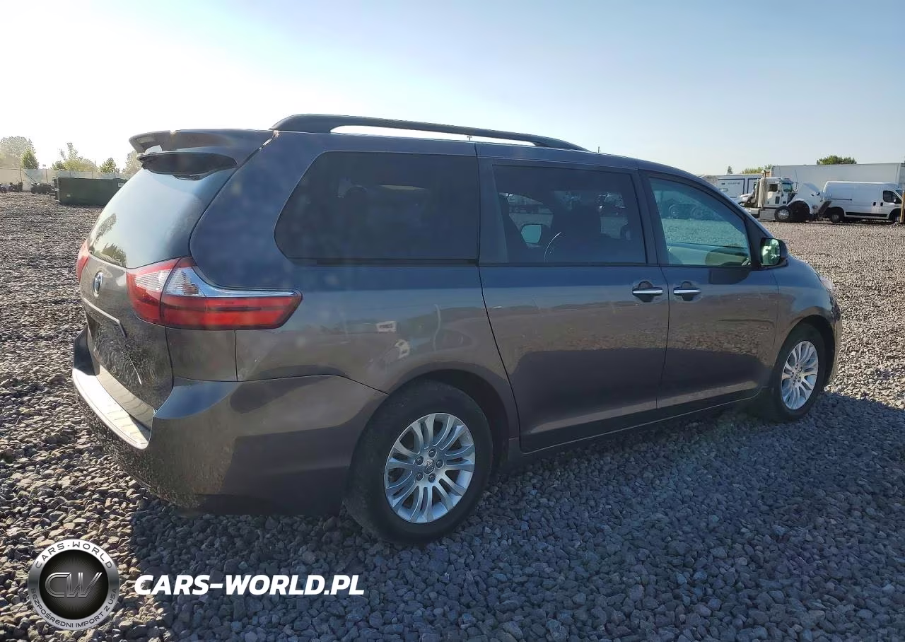 2015 Toyota Sienna Xle 8-Passenger VIN:5TDYK3DC3FS687323 - 3