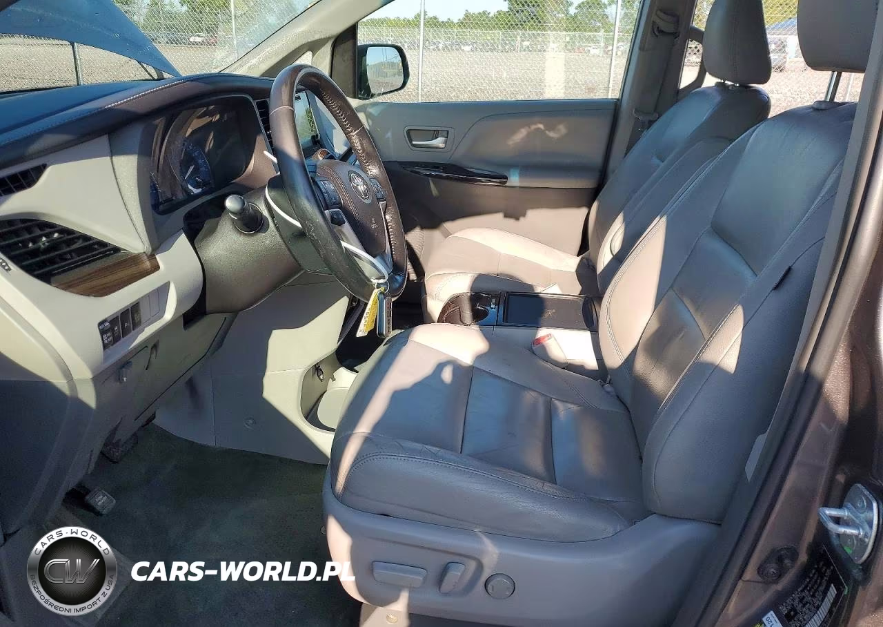 2015 Toyota Sienna Xle 8-Passenger VIN:5TDYK3DC3FS687323 - 7