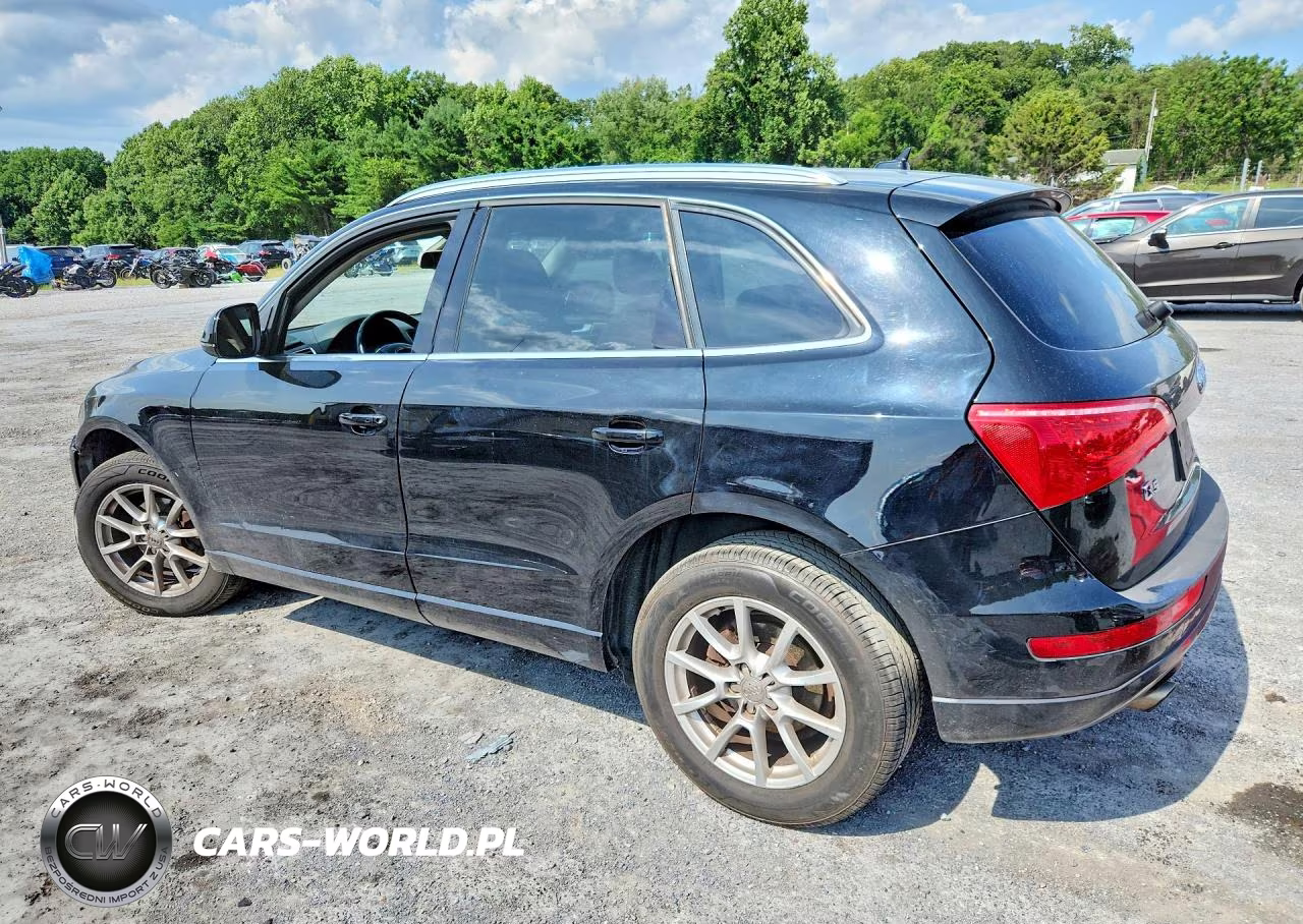 2010 Audi Q5 Premium VIN:WA1CKAFP5AA079172 - 2