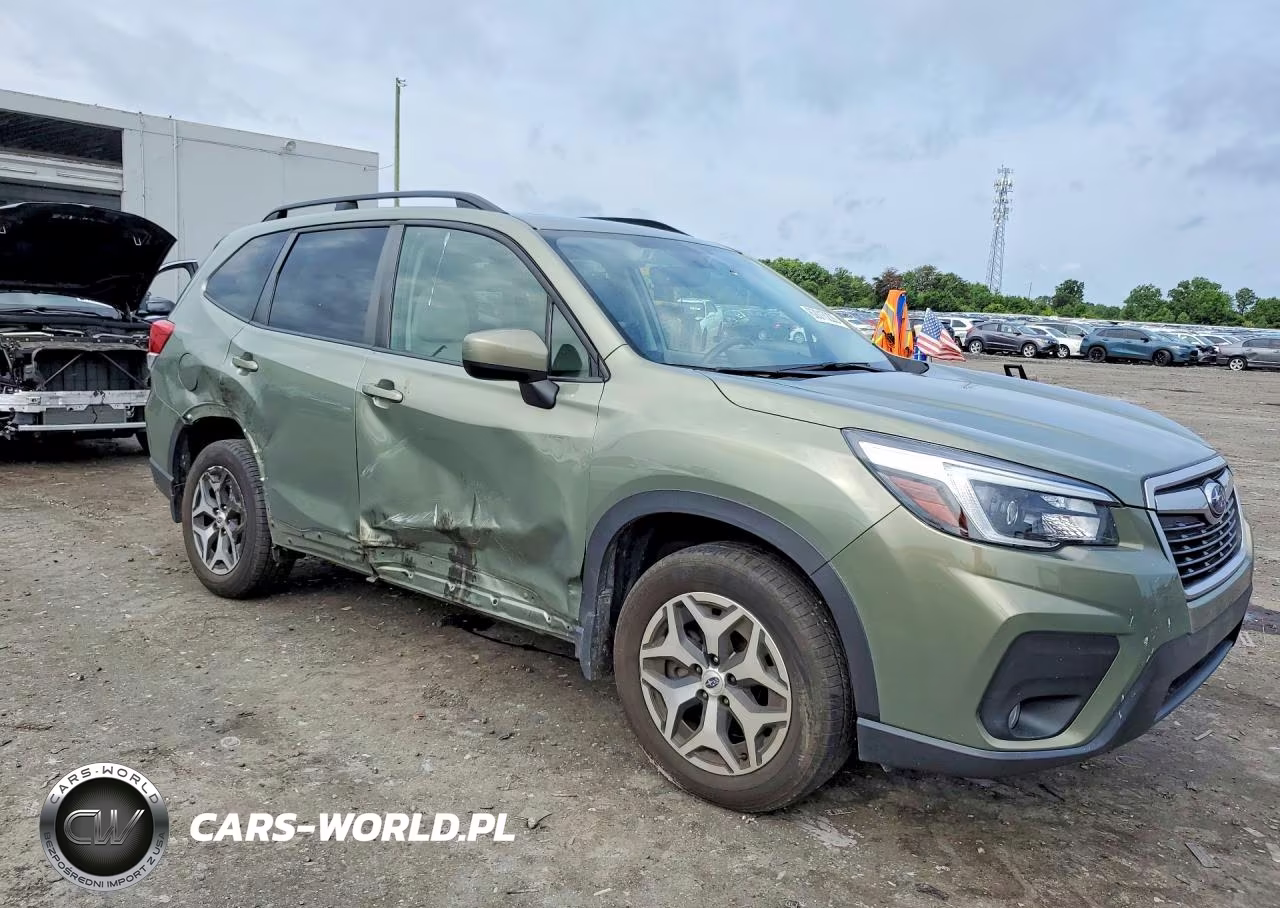 2021 Subaru Forester Premium VIN:JF2SKAJC6MH522206 - 4