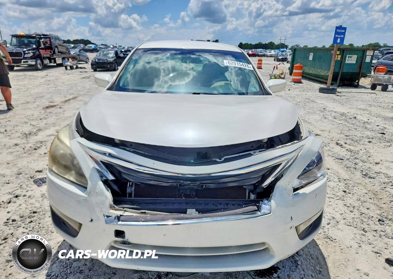 2015 Nissan Altima 2.5 S VIN:1N4AL3AP7FC102661 - 5