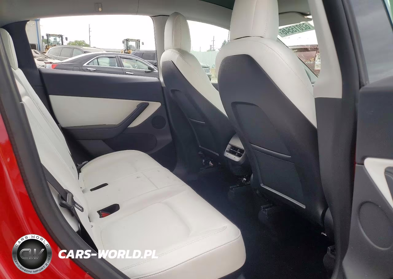 2021 Tesla Model Y VIN:5YJYGDEEXMF285548 - 10