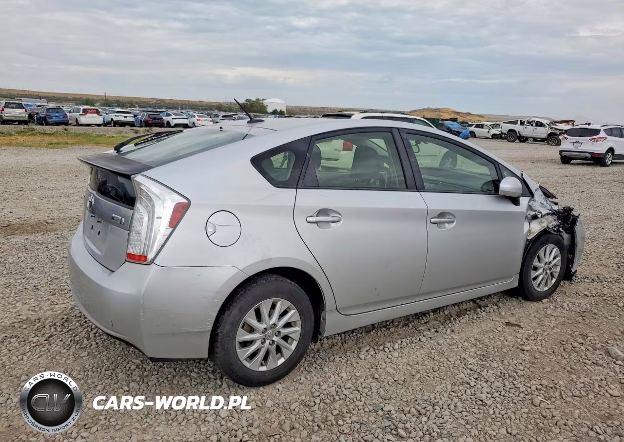 2014 Toyota Prius Plug-In Hybrid Base VIN:JTDKN3DP0E3051863 - 3