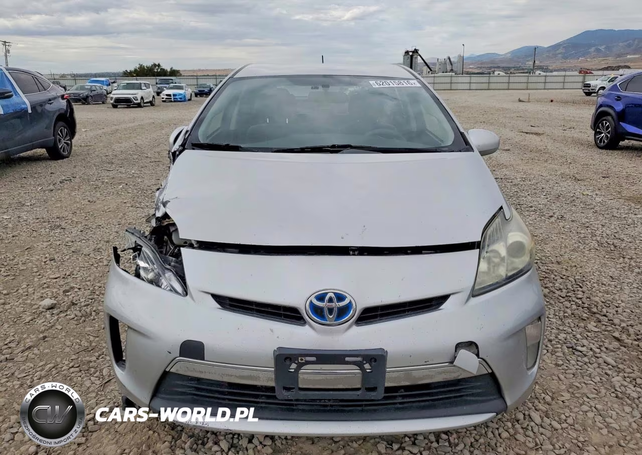 2014 Toyota Prius Plug-In Hybrid Base VIN:JTDKN3DP0E3051863 - 5