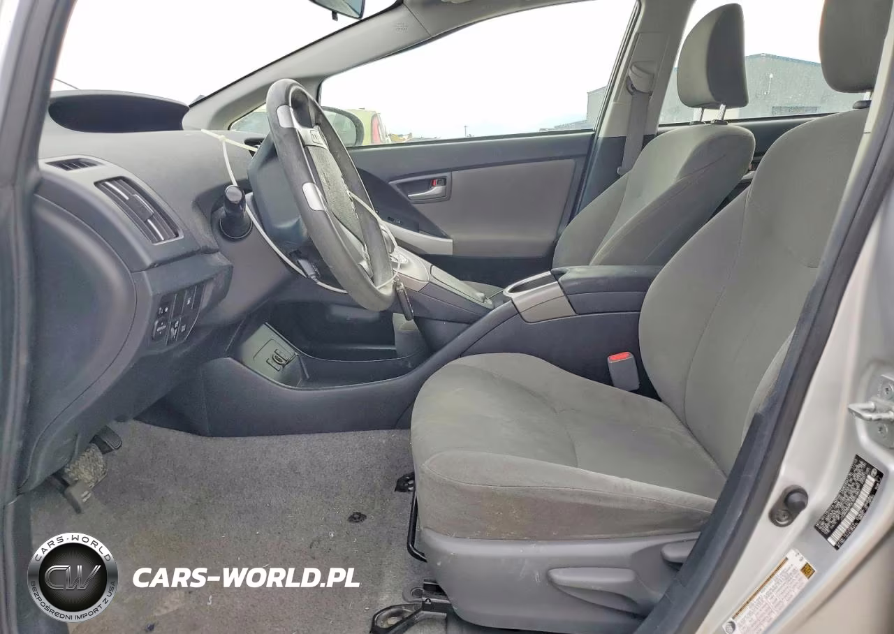 2014 Toyota Prius Plug-In Hybrid Base VIN:JTDKN3DP0E3051863 - 7