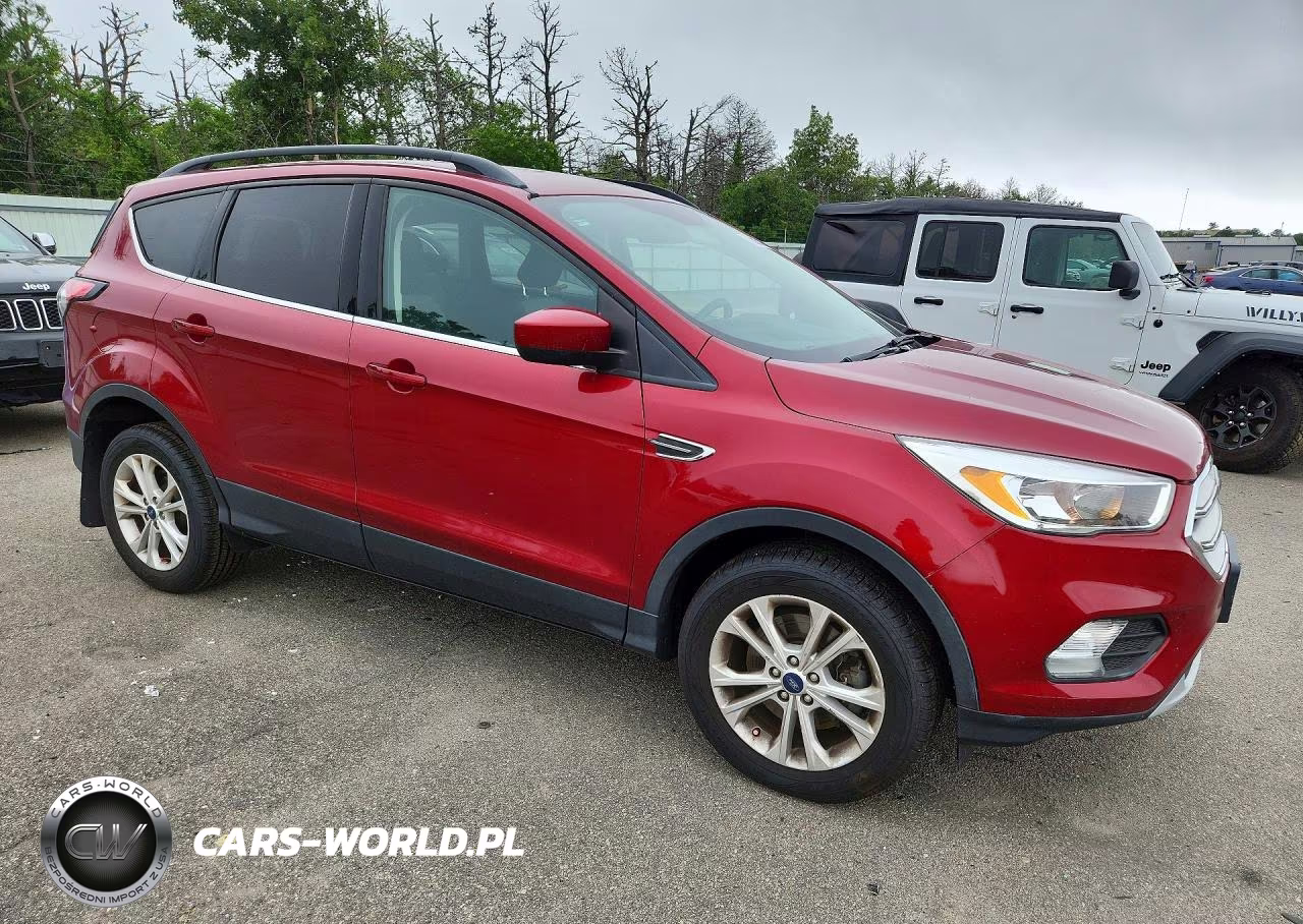 2018 Ford Escape Se VIN:1FMCU9GD7JUC24984 - 4