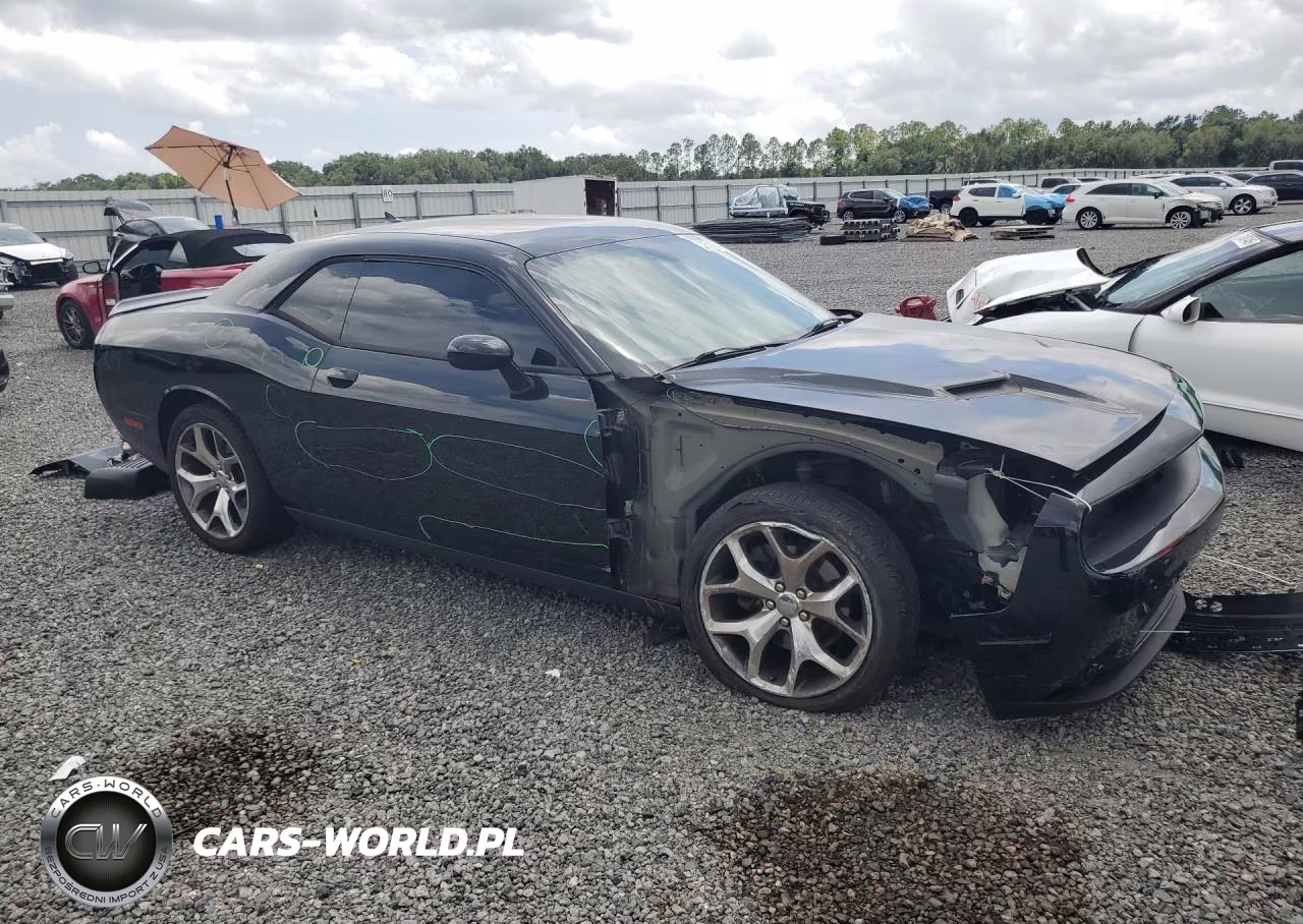 2015 Dodge Challenger Sxt Plus VIN:2C3CDZBG7FH805339 - 4