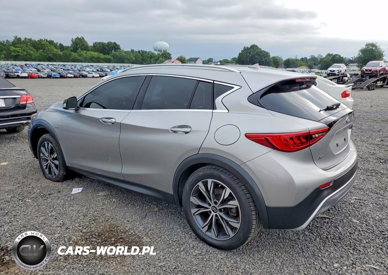 2017 Infiniti Qx30 Premium VIN:SJKCH5CR2HA016197 - 2