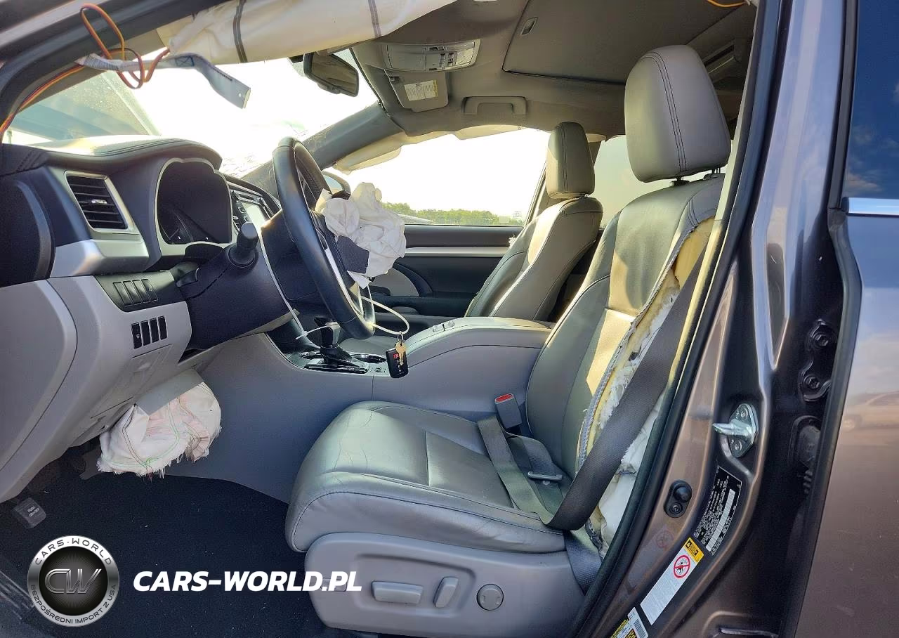 2016 Toyota Highlander Xle VIN:5TDJKRFH4GS242829 - 7