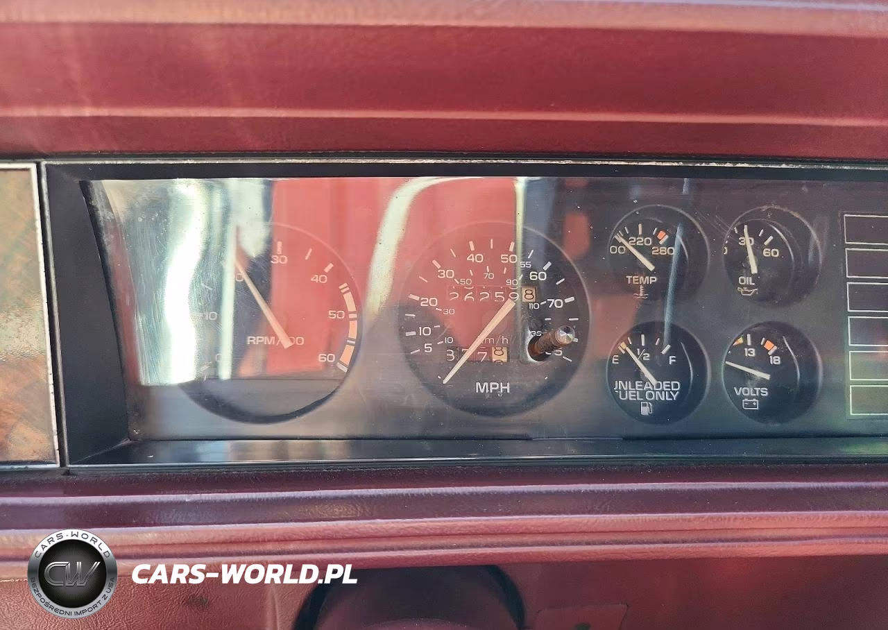 1983 Oldsmobile Cutlass Calais VIN:1G3AK4799DM452103 - 9