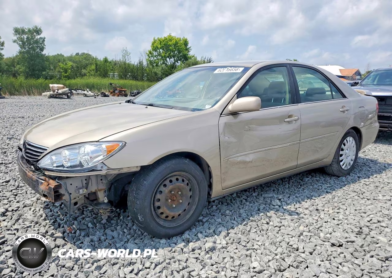2005 Toyota Camry Le