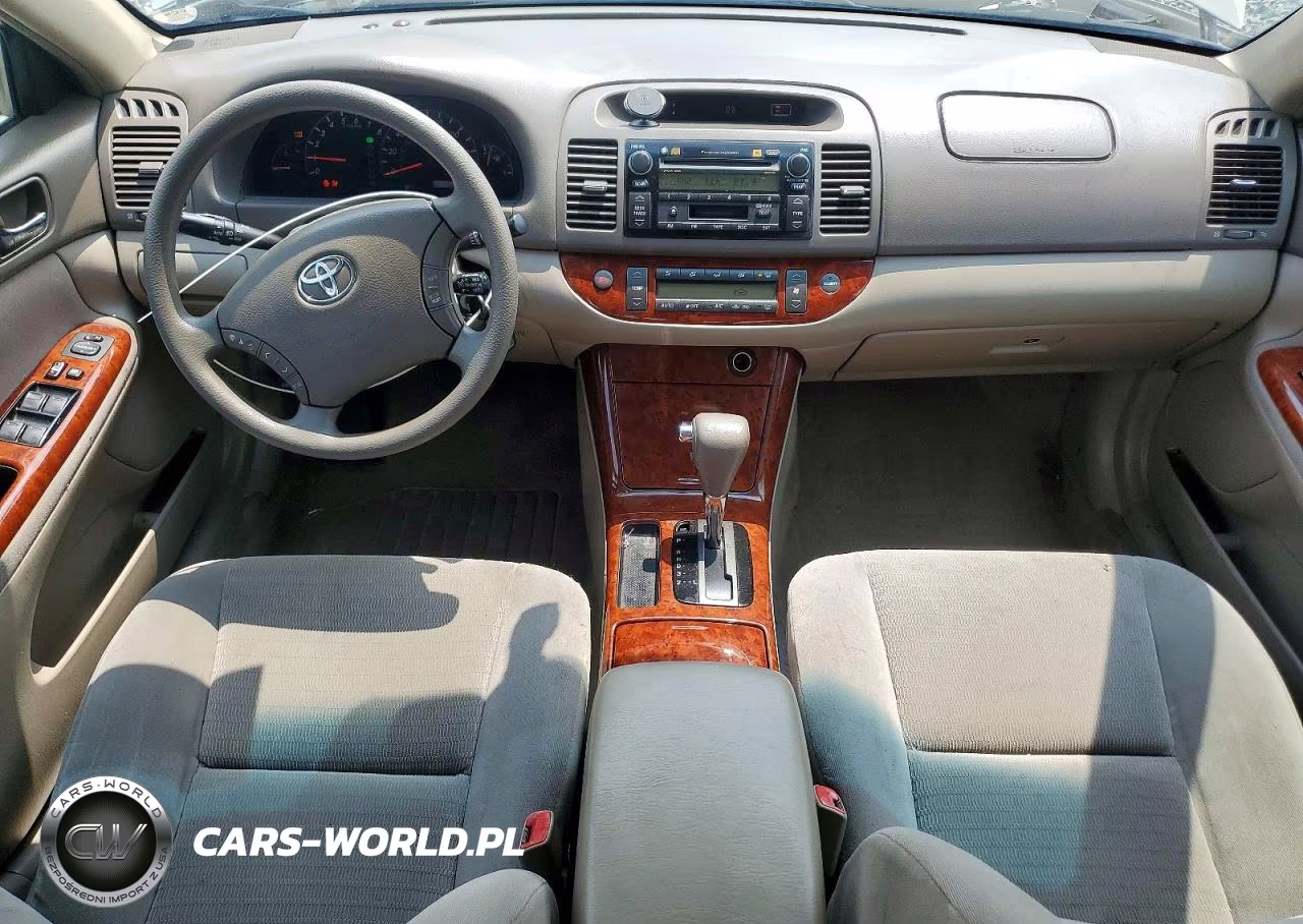 2005 Toyota Camry Le VIN:4T1BE32K75U418416 - 8
