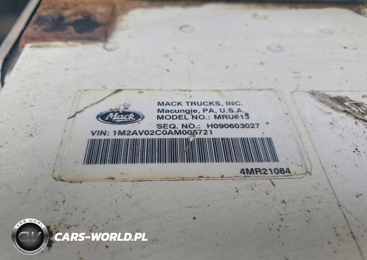 2010 Mack Mru613 Refuse Truck VIN:1M2AV02C0AM005721 - 11