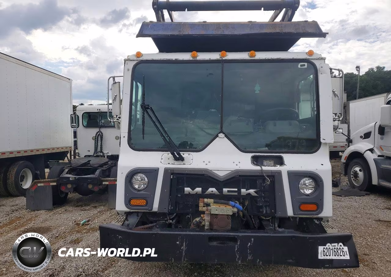2010 Mack Mru613 Refuse Truck VIN:1M2AV02C0AM005721 - 5