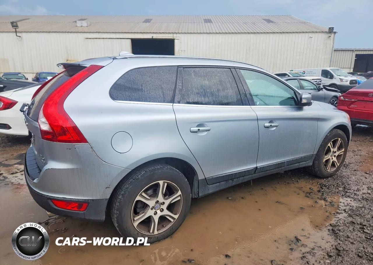 2013 Volvo Xc60 T6 VIN:YV4902DZ1D2401379 - 3