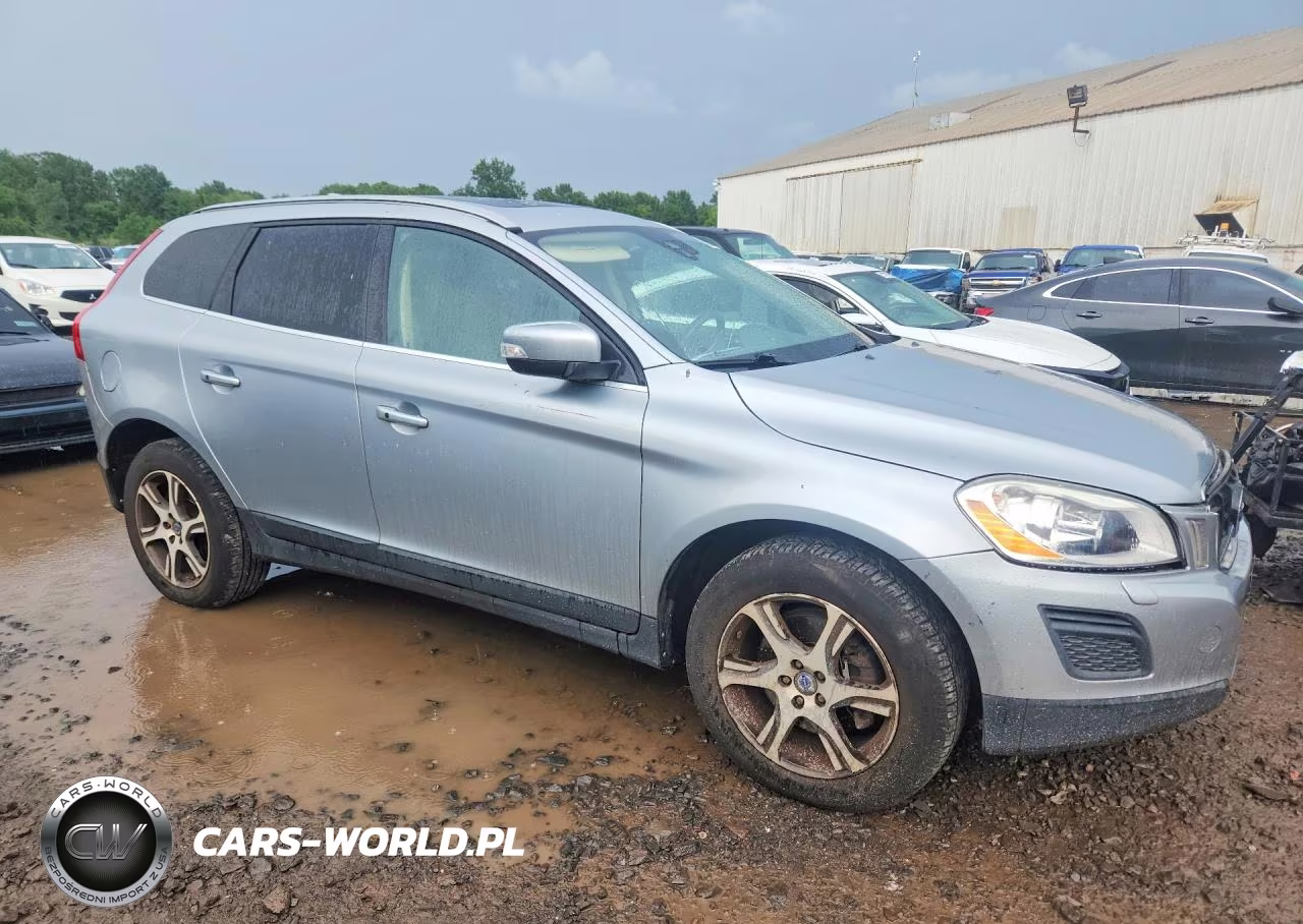 2013 Volvo Xc60 T6 VIN:YV4902DZ1D2401379 - 4