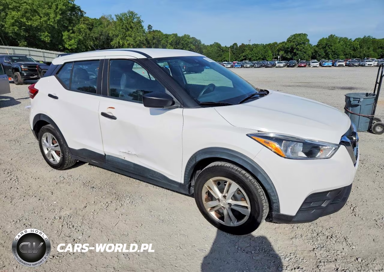2020 Nissan Kicks S VIN:3N1CP5BV0LL494658 - 4