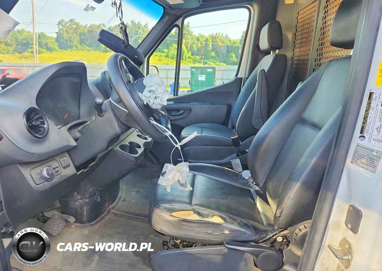 2021 Mercedes-Benz Sprinter 2500 VIN:W1W4DBHY4MT054390 - 7