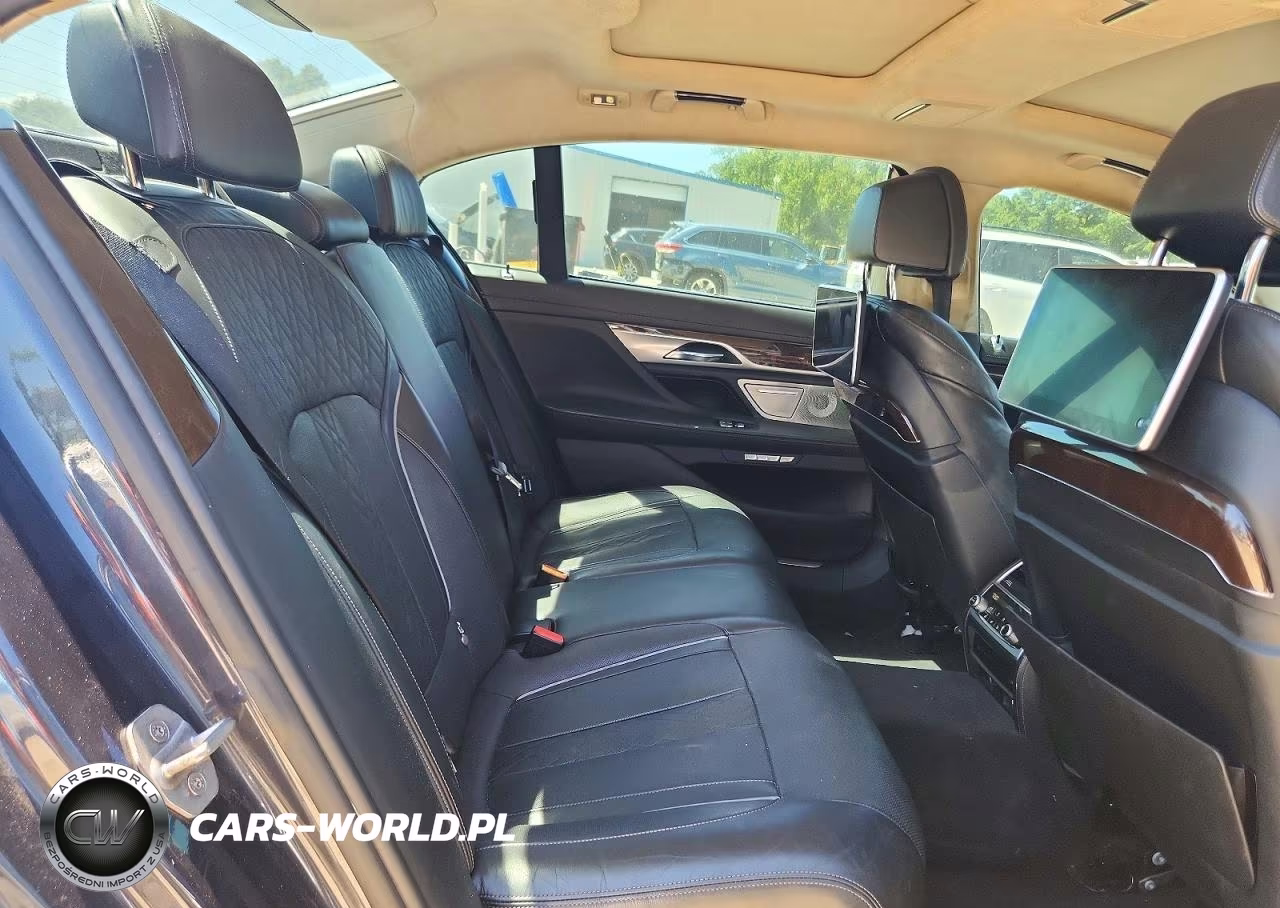 2016 BMW 750 Xi VIN:WBA7F2C53GG415876 - 10