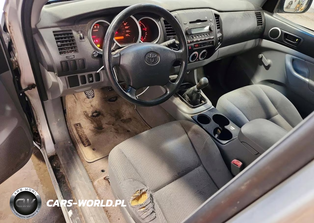 2007 Toyota Tacoma Base VIN:5TEUX42N37Z365876 - 8