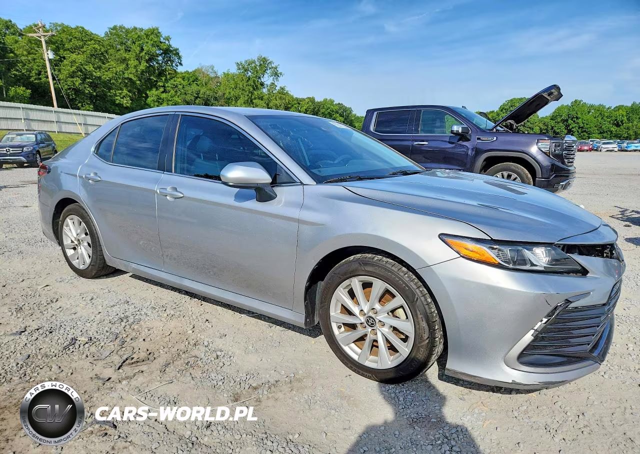 2021 Toyota Camry Le VIN:4T1C11AK9MU609646 - 4