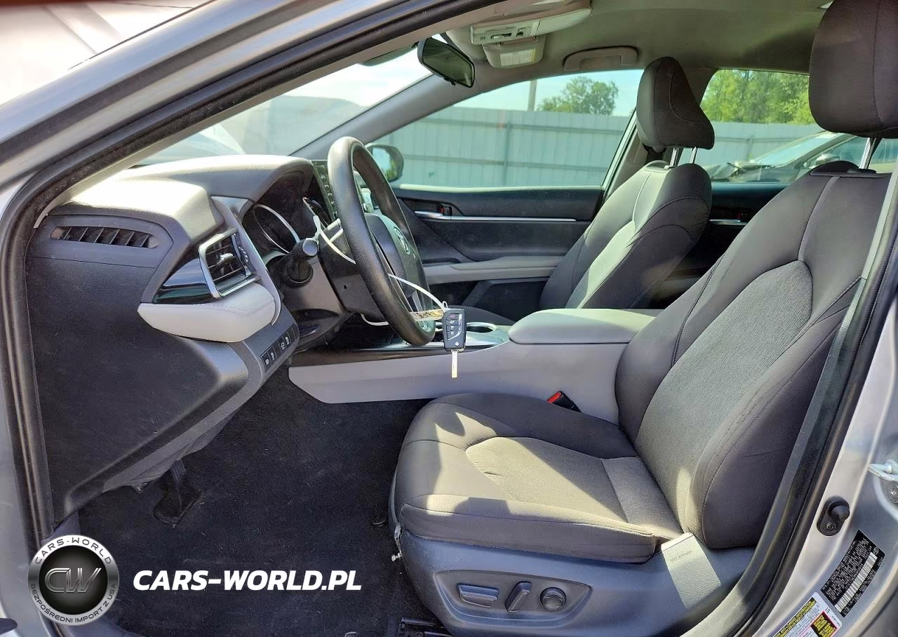2021 Toyota Camry Le VIN:4T1C11AK9MU609646 - 7