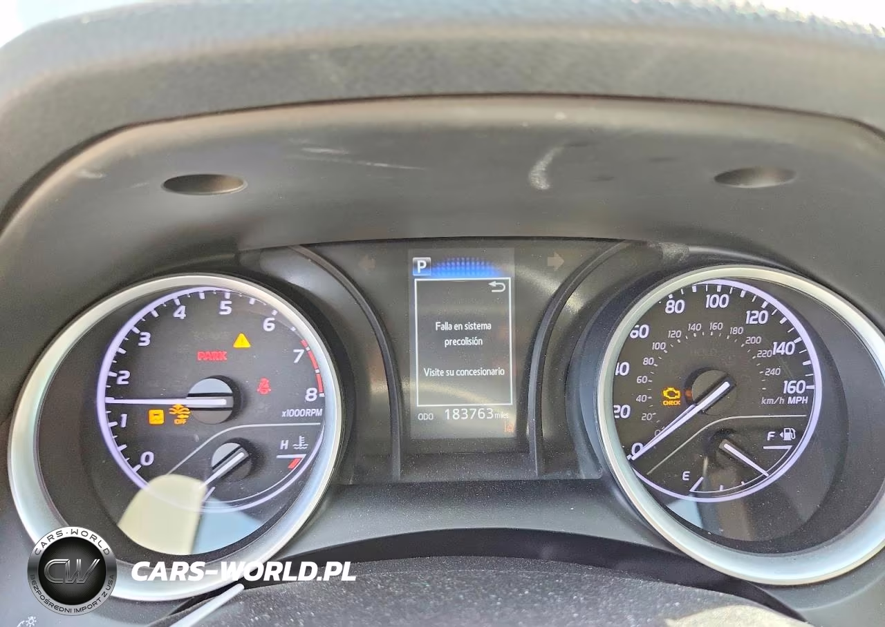2021 Toyota Camry Le VIN:4T1C11AK9MU609646 - 9