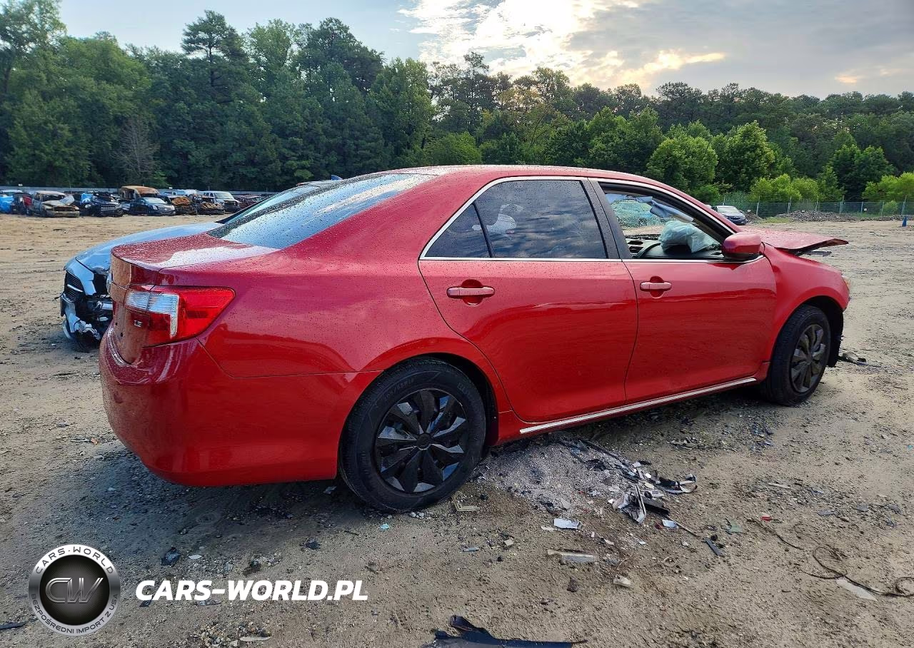 2012 Toyota Camry Le VIN:4T4BF1FK5CR240052 - 3