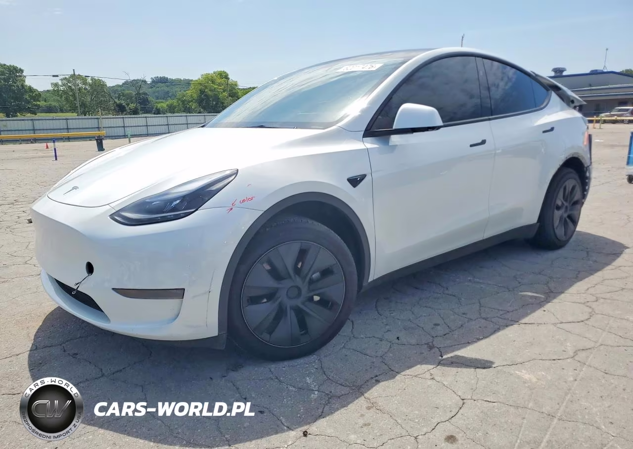 2024 Tesla Model Y – zdjęcie 1 z 13