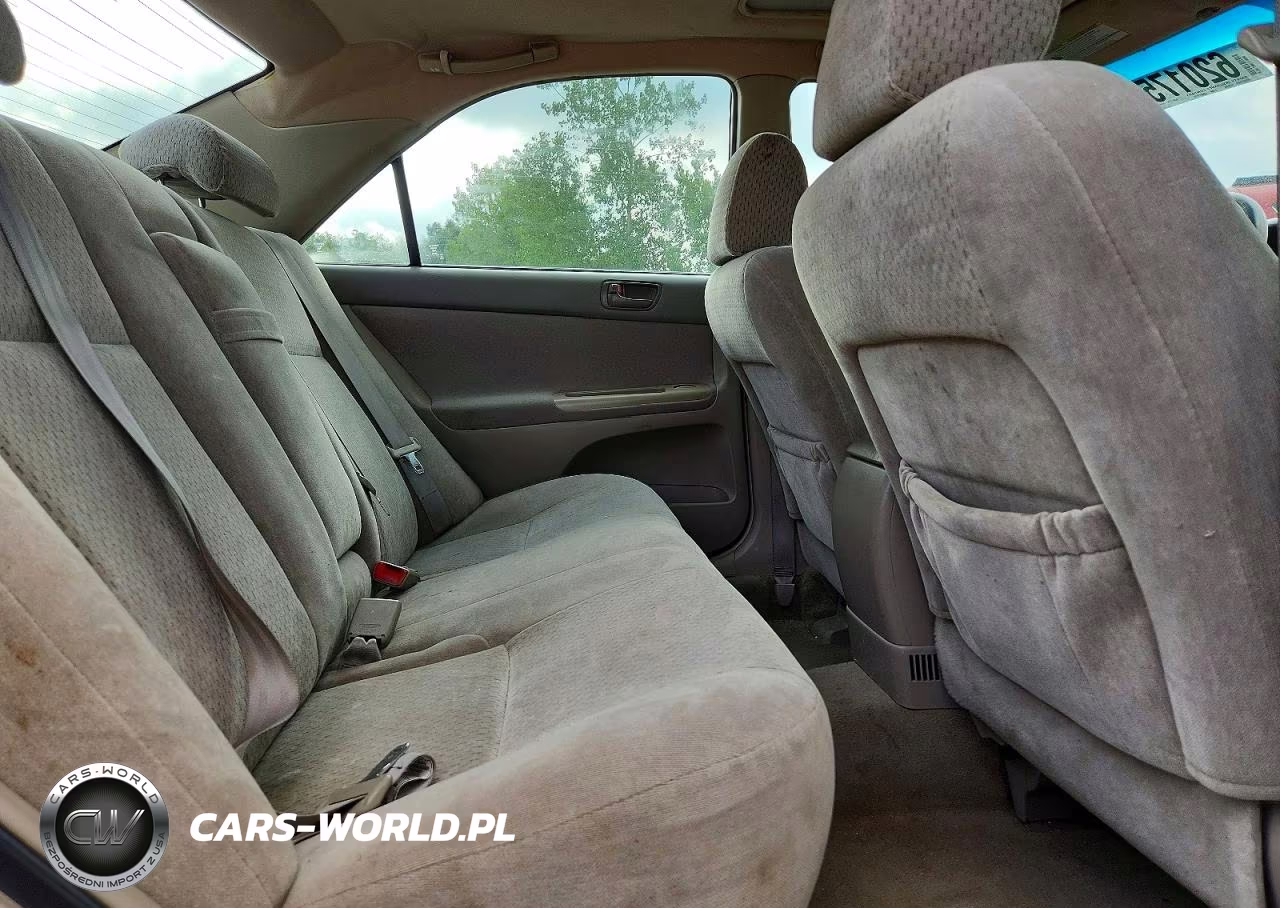 2004 Toyota Camry Le VIN:4T1BE32K44U891981 - 10
