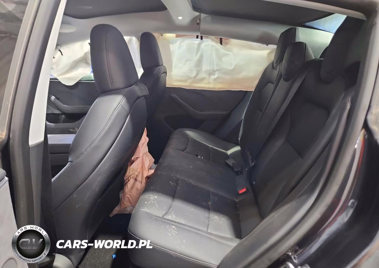 2025 Tesla Model 3 VIN:5YJ3E1EB4SF938053 - 10