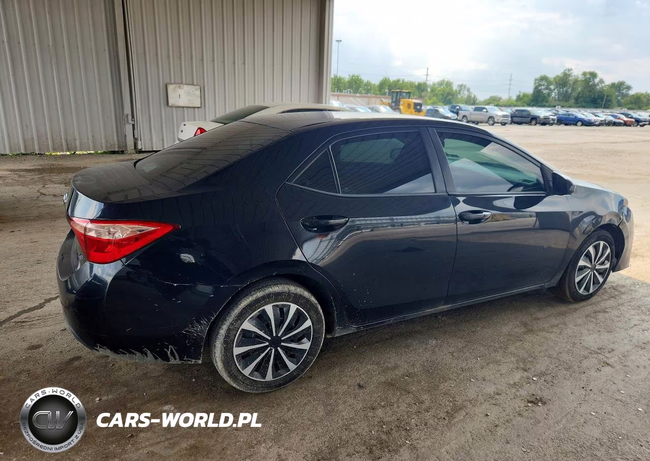 2019 Toyota Corolla Le VIN:2T1BURHE6KC148793 - 3