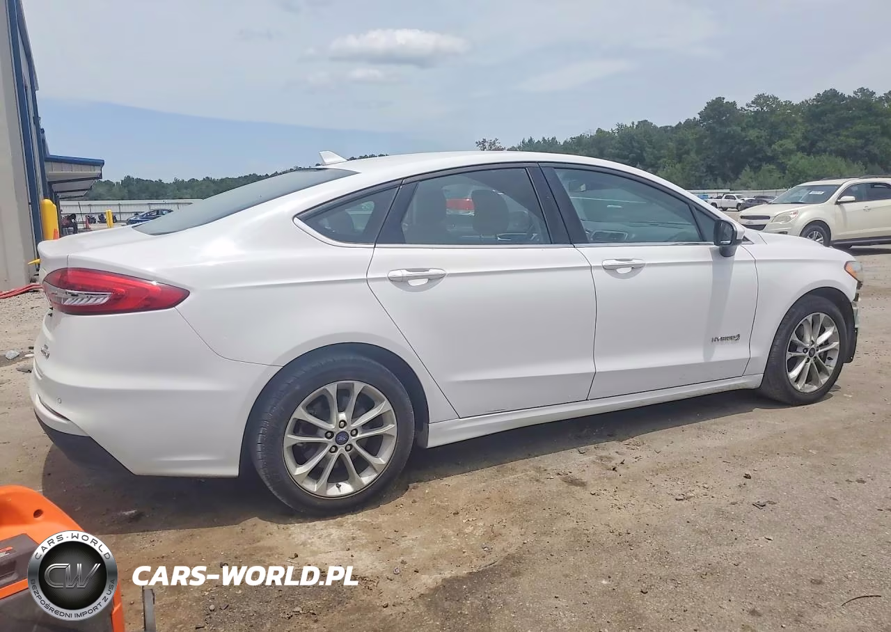 2019 Ford Fusion Se VIN:3FA6P0LU5KR211448 - 3