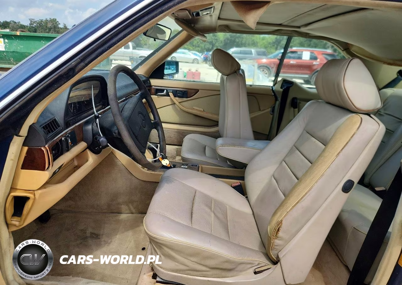 1987 Mercedes-Benz 560 Sec VIN:WDBCA45D4HA304613 - 7