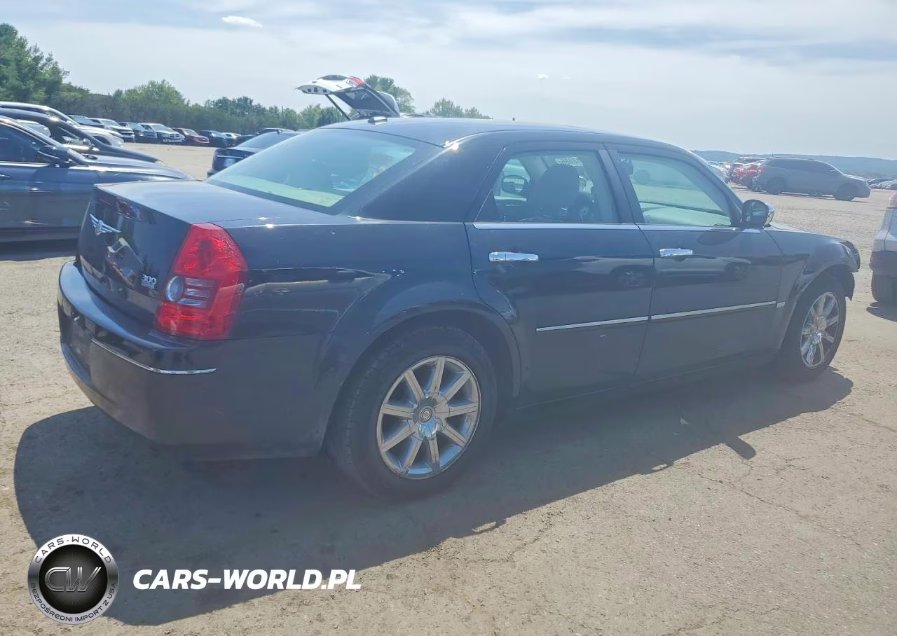 2010 Chrysler 300 Touring VIN:2C3CA5CVXAH161407 - 3