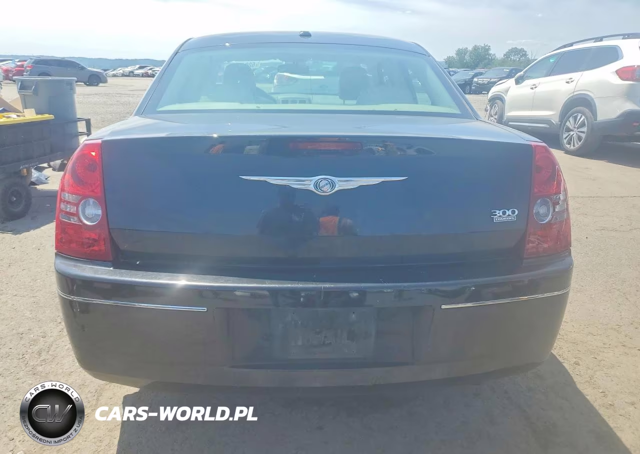 2010 Chrysler 300 Touring VIN:2C3CA5CVXAH161407 - 6