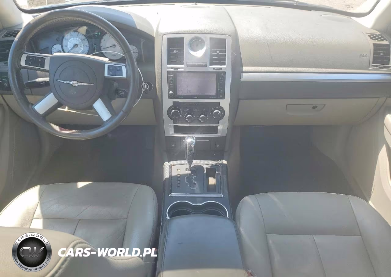 2010 Chrysler 300 Touring VIN:2C3CA5CVXAH161407 - 8