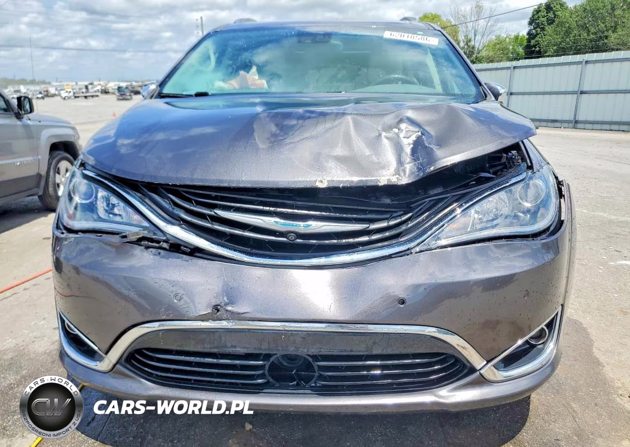 2017 Chrysler Pacifica Ehybrid Platinum VIN:2C4RC1N79HR689581 - 5