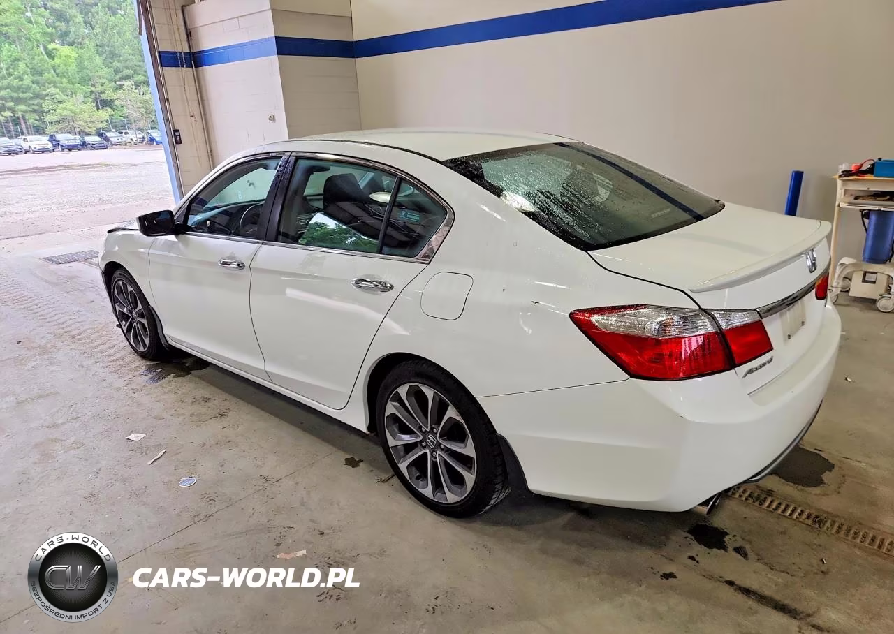 2015 Honda Accord Sport VIN:1HGCR2F50FA200527 - 2