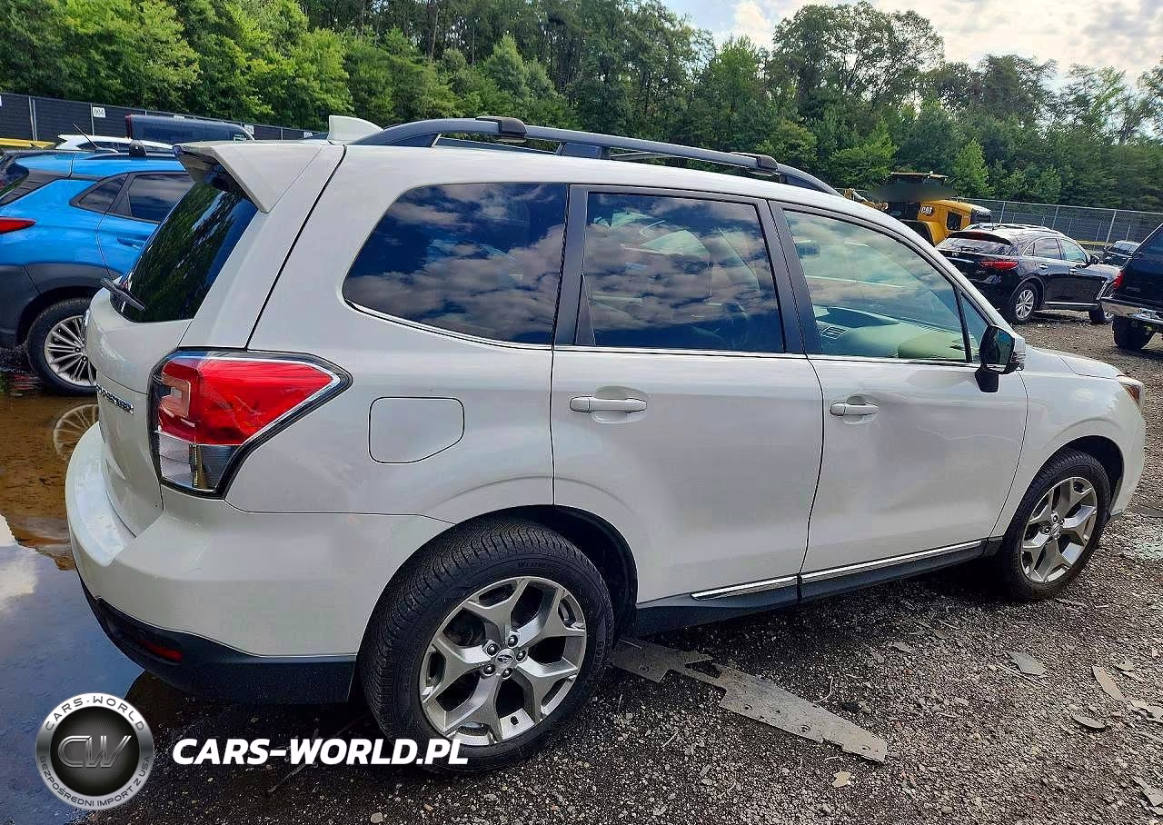2018 Subaru Forester 2.5I Touring VIN:JF2SJAWC6JH422047 - 3