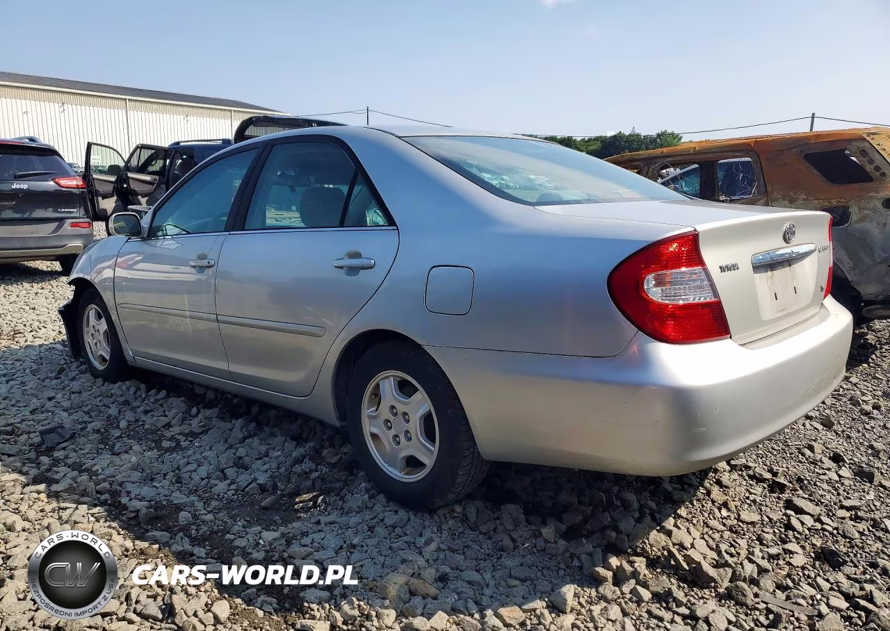 2002 Toyota Camry Le V6 VIN:4T1BF32K82U026523 - 2