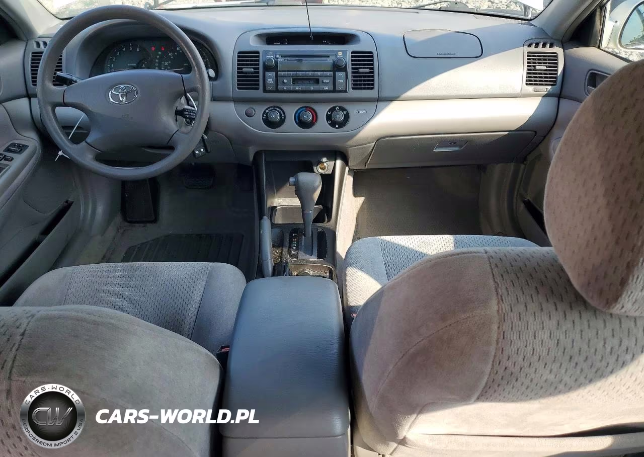 2002 Toyota Camry Le V6 VIN:4T1BF32K82U026523 - 8