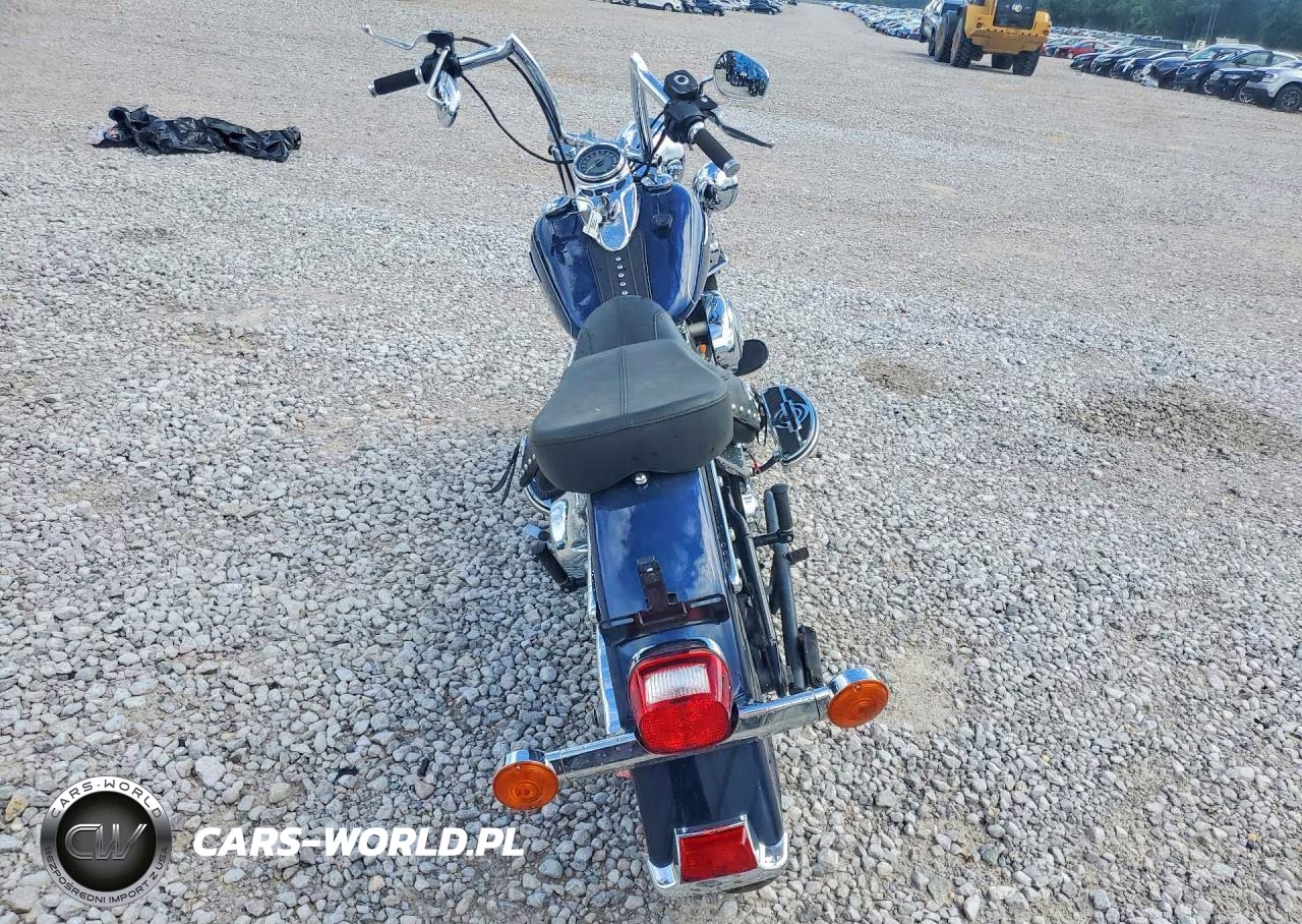 2012 Harley-Davidson Flstc Heritage Softail Classic VIN:1HD1BWV11CB028478 - 4