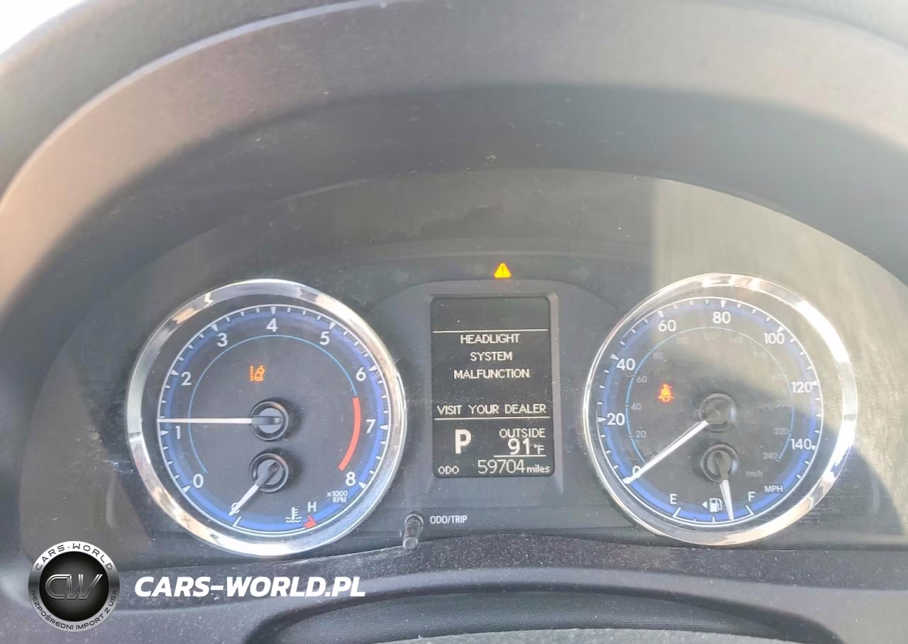 2018 Toyota Corolla Le VIN:5YFBURHE4JP776091 - 9