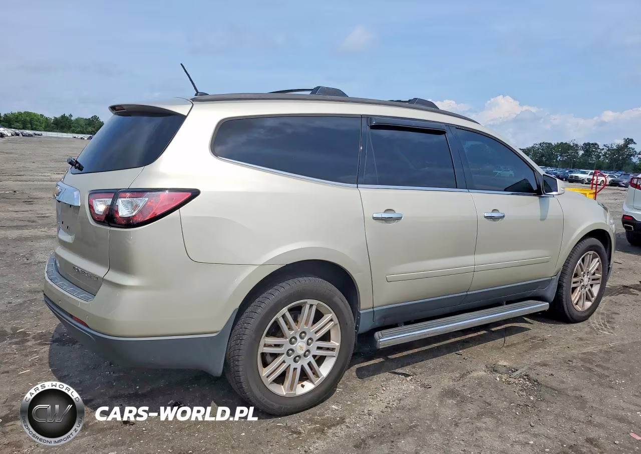 2013 Chevrolet Traverse Lt VIN:1GNKRGKD2DJ114290 - 3