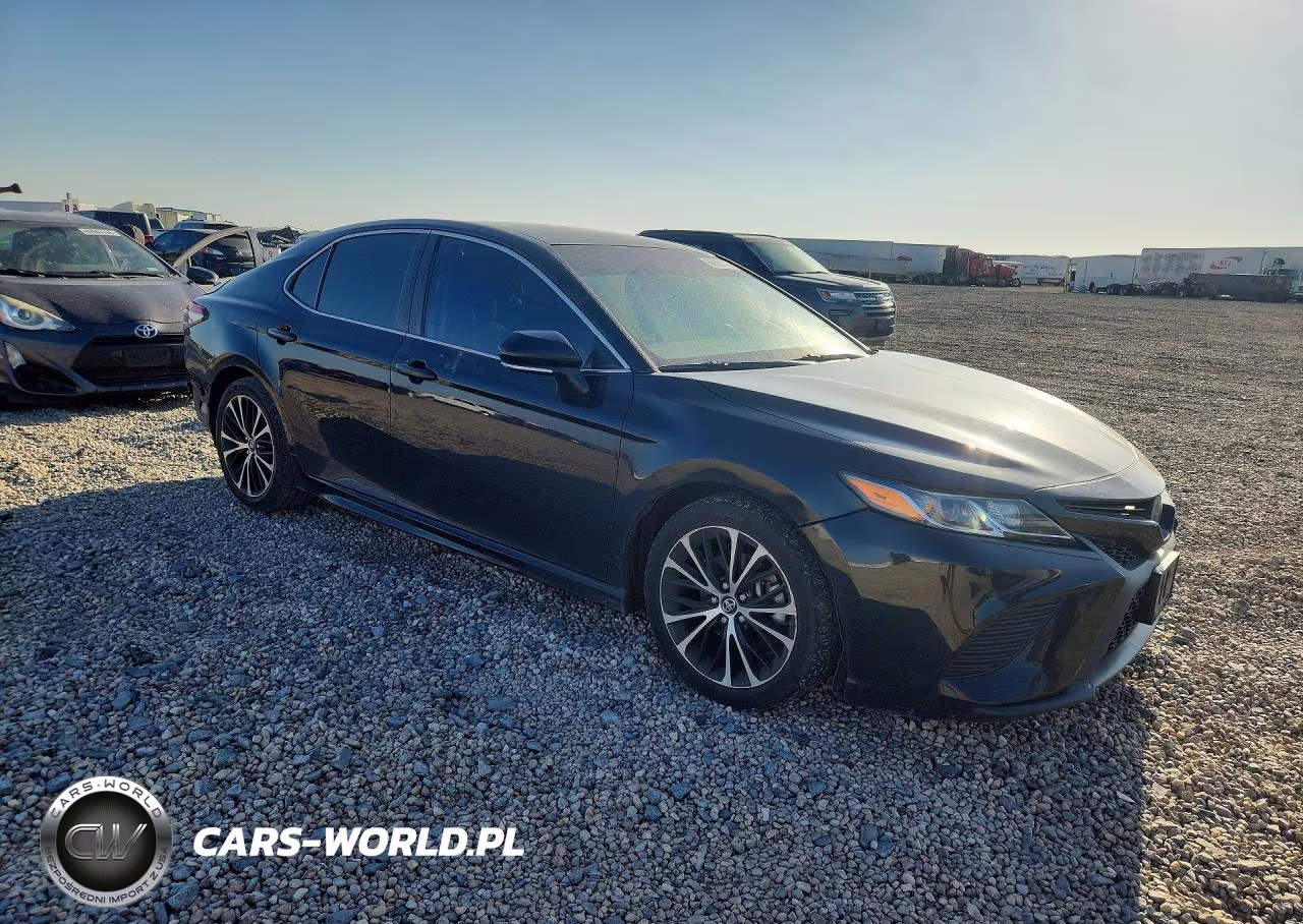 2018 Toyota Camry Se VIN:4T1B11HK7JU085412 - 4