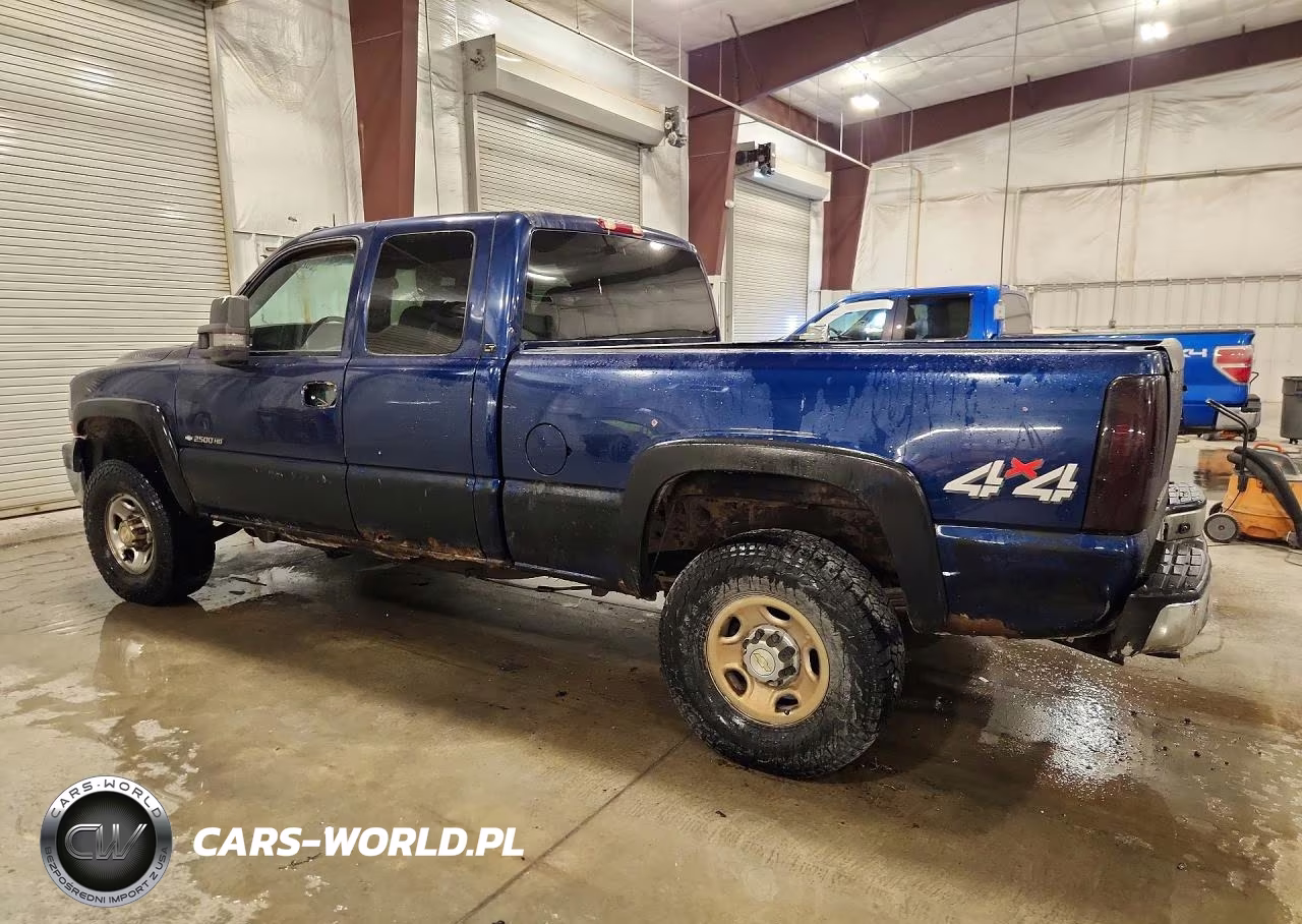 2002 Chevrolet Silverado K2500 Heavy Duty VIN:1GCHK29U32E249798 - 2