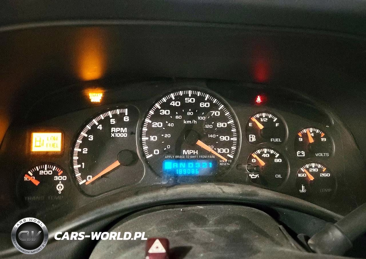 2002 Chevrolet Silverado K2500 Heavy Duty VIN:1GCHK29U32E249798 - 9
