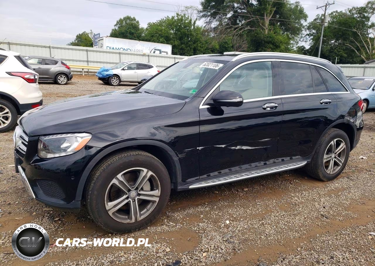 2016 Mercedes-Benz Glc 300 4Matic – zdjęcie 1 z 13